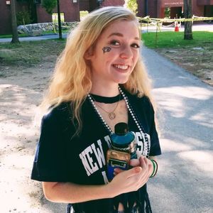 Meet your Posher, Vanessa